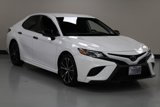 Used 2019 Toyota Camry SE image 2
