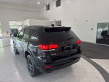 Used 2018 Jeep Grand Cherokee Altitude image 5