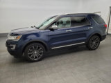 Used 2017 Ford Explorer Platinum image 2