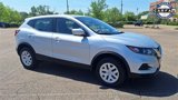 Used 2020 Nissan Rogue Sport S image 2