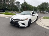 Used 2018 Toyota Camry SE image 3