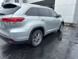 Used 2018 Toyota Highlander XLE image 2