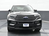 Used 2020 Ford Explorer XLT w/ Comfort Package image 2