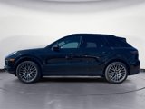 Certified 2022 Porsche Cayenne image 2