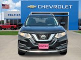Used 2018 Nissan Rogue SV image 2