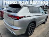 Used 2022 Mitsubishi Outlander SEL image 2