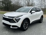 Used 2023 Kia Sportage LX image 3