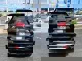 Used 2017 Nissan Rogue SV image 5
