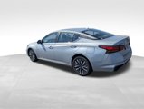 Used 2023 Nissan Altima 2.5 SV image 4