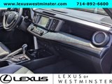 Used 2018 Toyota RAV4 SE image 6