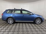 Used 2018 Volkswagen Golf Alltrack SEL image 2