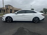 Used 2024 Hyundai Elantra Limited image 4