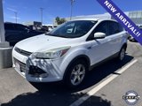 Used 2015 Ford Escape SE image 2