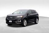Used 2022 Ford Edge Titanium image 3