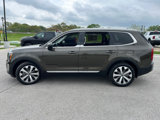 Used 2020 Kia Telluride EX w/ EX Premium Package image 5