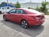 Used 2023 Hyundai Elantra SEL w/ Convenience Package image 5