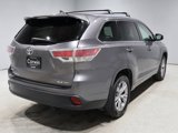 Used 2015 Toyota Highlander XLE image 2