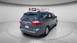 Used 2016 Toyota Sienna XLE image 5
