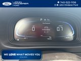 Used 2024 Hyundai Venue SEL image 3