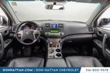 Used 2010 Toyota Highlander SE image 3