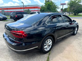 Used 2017 Volkswagen Passat 1.8T S image 4