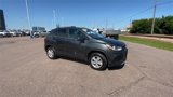 Used 2020 Chevrolet Trax LT image 2