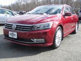 Used 2017 Volkswagen Passat 1.8T SE w/ SE Lighting Package image 2