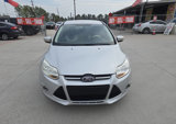 Used 2013 Ford Focus SE image 4