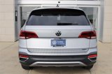 Used 2024 Volkswagen Taos SE w/ Panoramic Sunroof Package image 4