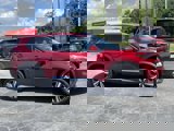 Used 2023 Nissan Rogue SL image 2