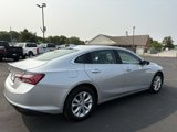 Used 2020 Chevrolet Malibu LT image 2