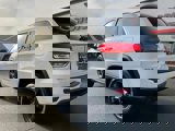 Used 2017 Jeep Grand Cherokee Laredo image 6
