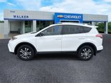 Used 2018 Toyota RAV4 LE image 2