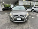 Used 2011 Volkswagen Tiguan SE image 2