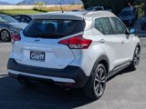 Used 2019 Nissan Kicks SR image 3