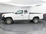 Used 2018 Toyota Tacoma SR image 5