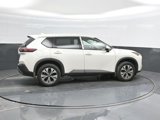 Used 2021 Nissan Rogue SV image 4