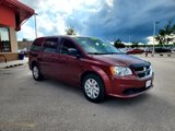 Used 2018 Dodge Grand Caravan SE image 3