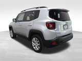 Used 2015 Jeep Renegade Latitude image 3