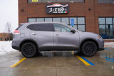 Used 2015 Nissan Rogue S image 4