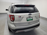 Used 2017 Ford Explorer XLT w/ Equipment Group 201A image 6