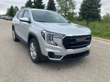 Used 2022 GMC Terrain SLE w/ Driver Convenience Package image 3