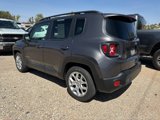 Used 2018 Jeep Renegade Latitude image 4