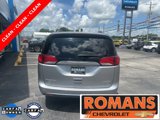 Used 2017 Chrysler Pacifica Limited image 4