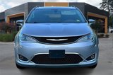 Used 2018 Chrysler Pacifica Limited image 2