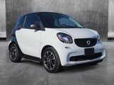 Used 2017 smart fortwo pure image 3