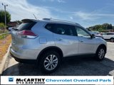 Used 2015 Nissan Rogue SV image 3