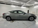Used 2023 Nissan Altima 2.5 SV image 5