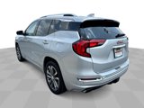 Used 2020 GMC Terrain Denali w/ Denali Premium Package image 6