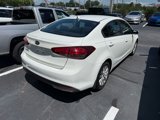 Used 2017 Kia Forte LX image 2